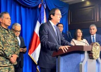 Gobierno anuncia jornada de fumigación masiva contra coronavirus
