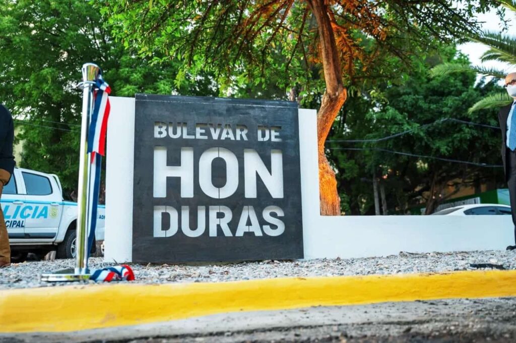 inauguran nuevo bulevar en sector honduras avenida independencia 1618927731 b