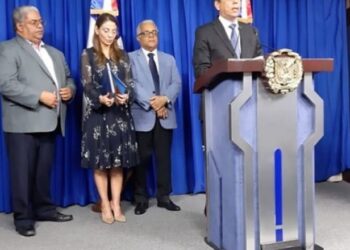 Ministerio de Educación suspende docencia lunes y martes después de elecciones