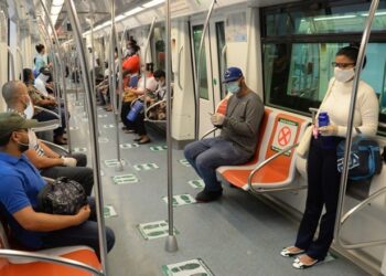 Nuevos horarios en el Metro y Teleférico de Santo Domingo
