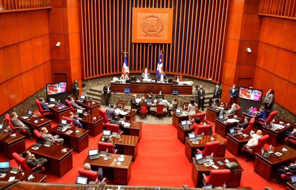 senado aprueba cambio de nombre calle charles summer 1619055583 b