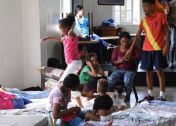 Siguen 23 provincias en alerta; desplazados sobrepasan los 16 mil