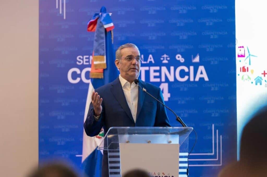 abinader inaugura foro latinoamericano caribe competencia 1728555282