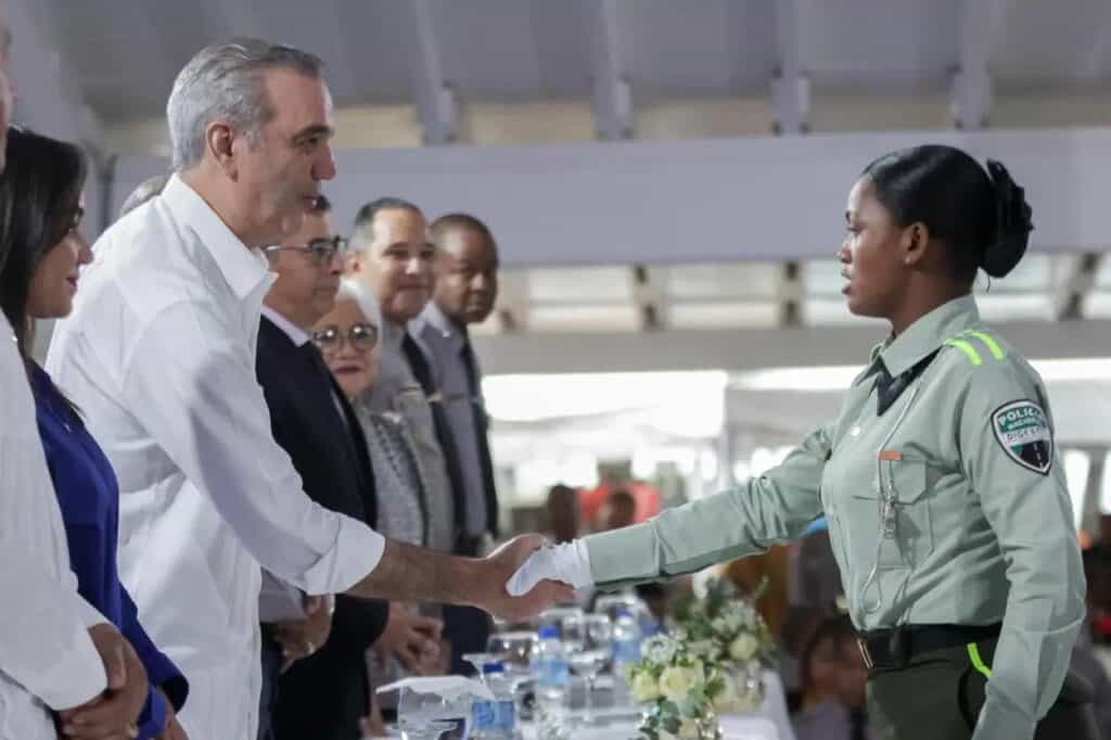 graduacion nuevos policias reforma policial republica dominicana 1731365618