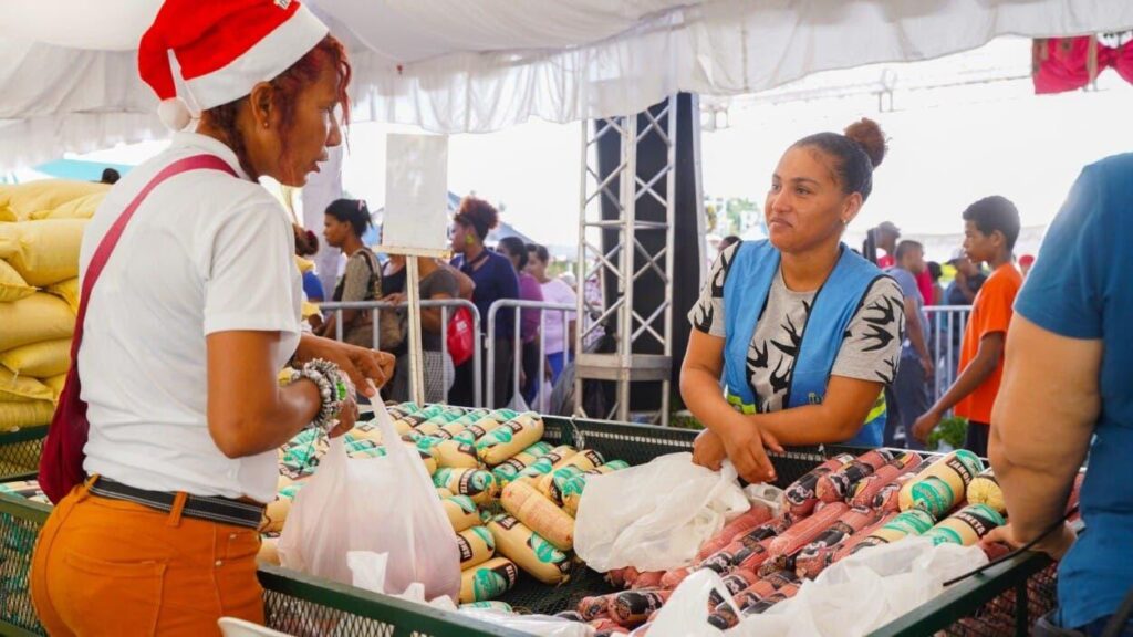 ferias inespre navidades san cristobal 1733051101