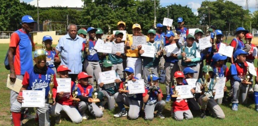 liga luis mercedes celebra 58 anos premiando talento deportivo 1733310849