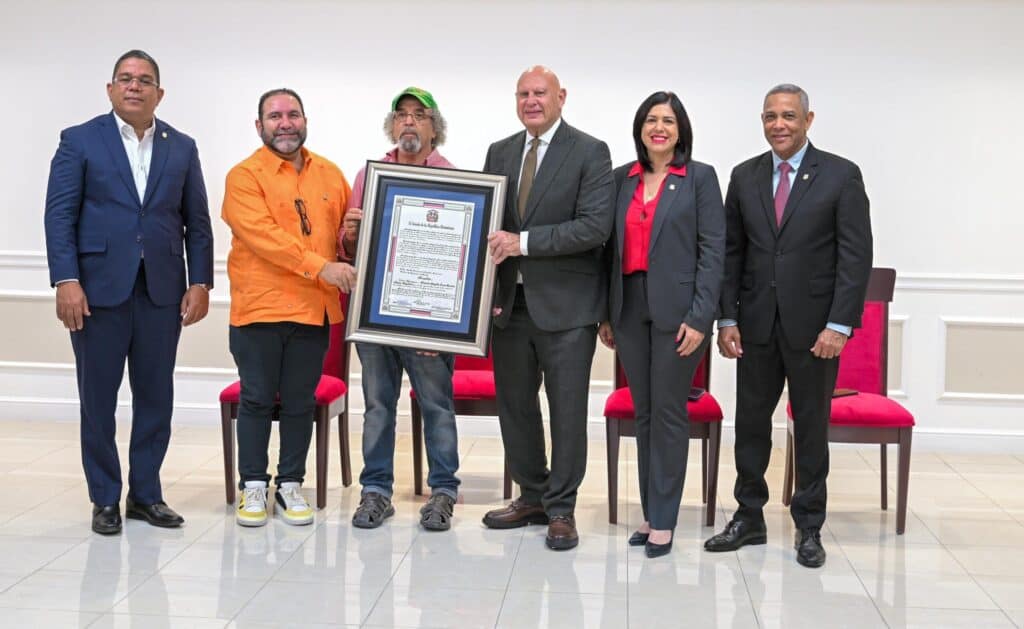 senado republica dominicana homenaje figuras destacadas labor social 1734087929