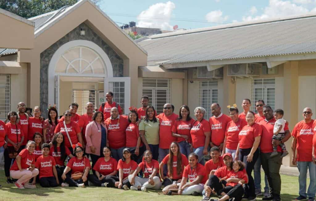 voluntarios republica dominicana ilumina el mundo 1734519895