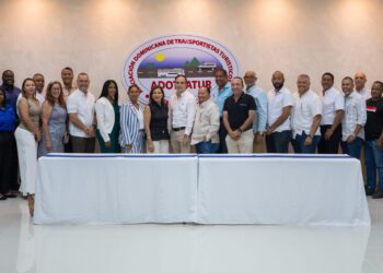 Centro Cultural Rainieri, Adotratur, traslado estudiantes República Dominicana, cultura dominicana, educación cultural, Punta Cana turismo