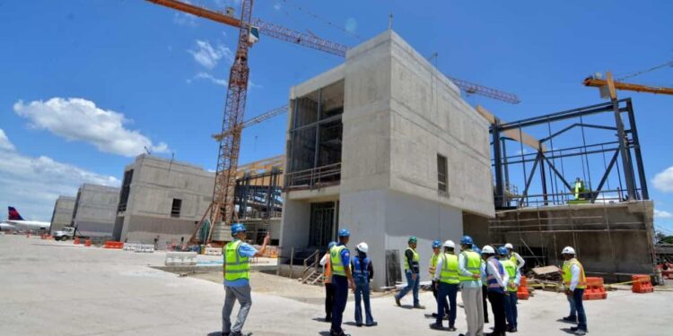 Aeropuerto del Cibao, ampliación aeropuerto Santiago, infraestructura aérea RD, turismo en región Norte, desarrollo económico Santiago, conectividad aérea República Dominicana