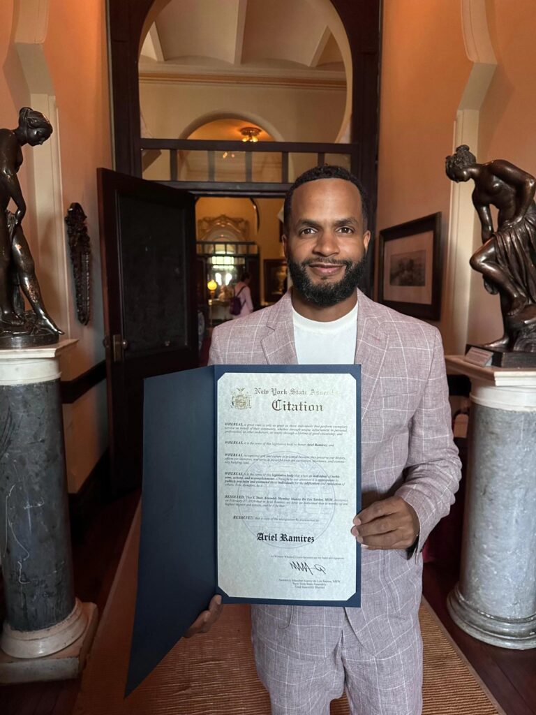 Ariel Ramírez, música cristiana dominicana, cantautor dominicano, música urbana cristiana, reconocimiento Congreso Nueva York, álbum El Último De Los Primeros