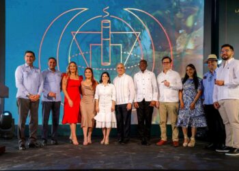 exportaciones tabaco dominicano, ron dominicano identidad, productos emblemáticos República Dominicana, crecimiento exportaciones RD, Noche de Tabaco y Ron, marca país República Dominicana