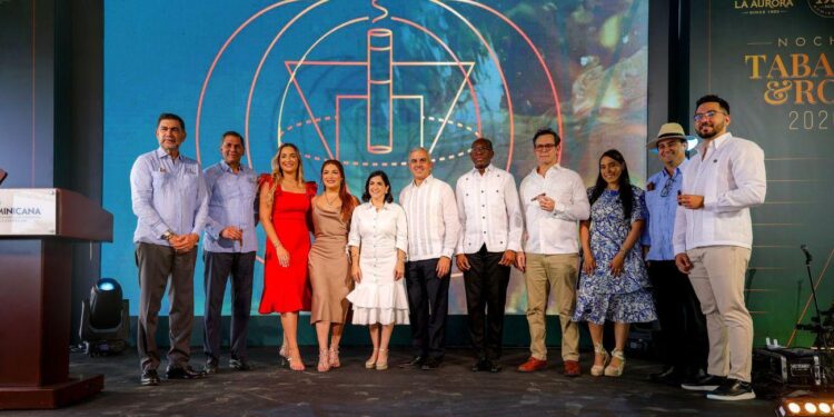 exportaciones tabaco dominicano, ron dominicano identidad, productos emblemáticos República Dominicana, crecimiento exportaciones RD, Noche de Tabaco y Ron, marca país República Dominicana