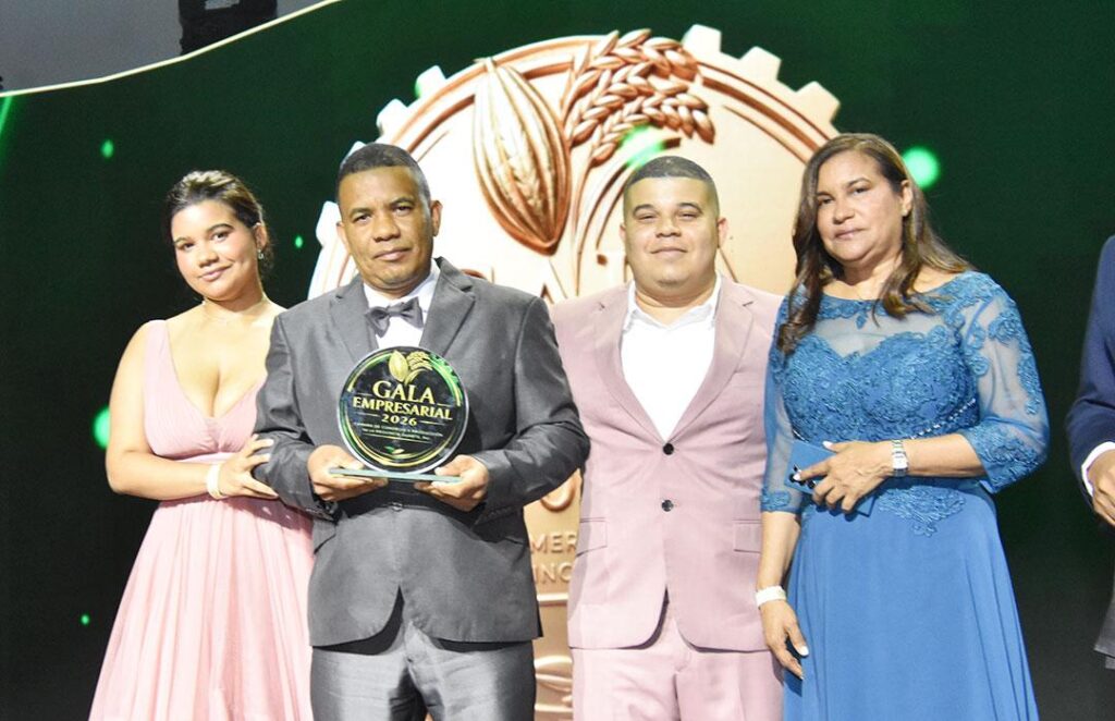 Ferretería Hilario, San Francisco de Macorís, desarrollo comercial RD, sector construcción República Dominicana, empresas familiares dominicanas, Gala Empresarial 2026