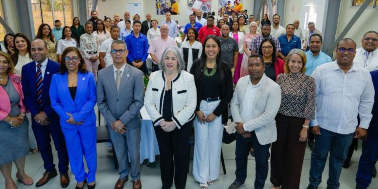 formación dual Infotep, empleabilidad Santo Domingo Este, competitividad empresarial RD, programa Produal, formación técnico profesional, capital humano República Dominicana
