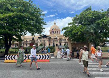 Palacio Nacional República Dominicana, turismo en Santo Domingo, arquitectura neoclásica Dominicana, historia Palacio Nacional, Guido D’ Alessandro, lugares turísticos RD