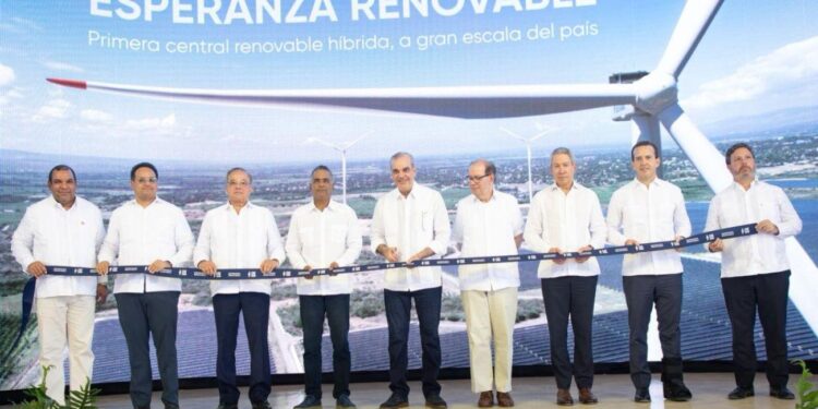 Esperanza Renovable, energía eólica República Dominicana, energía solar RD, EGE Haina, matriz energética dominicana, transición energética RD