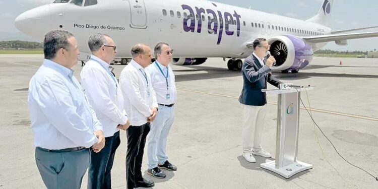 Arajet, aeronave número 16, Aeropuerto Internacional del Cibao, conectividad aérea República Dominicana, desarrollo turístico RD, Pico Diego de Ocampo