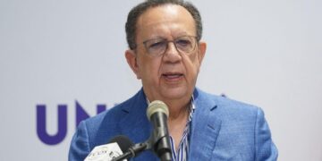 Banco Central República Dominicana, diplomado formación económica, periodismo económico RD, educación financiera Cibao, Héctor Valdez Albizu, formación comunicadores RD