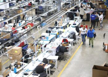 zonas francas República Dominicana, parques industriales Cibao, desarrollo económico RD, CNZFE, zonas francas historia, inversión en Cibao