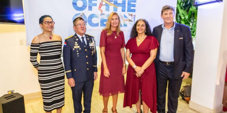 Master of the Ocean, Cabarete, deportes acuáticos República Dominicana, evento deportivo sostenible, Marcus Böhm, turismo en Puerto Plata