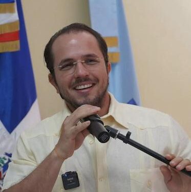 minería en República Dominicana, agricultura sostenible RD, Claudio Caamaño Vélez, impacto ambiental minería, desarrollo agrícola dominicano, sostenibilidad económica RD