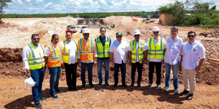 torre de control Base Aérea de San Isidro, sistema de balizamiento aeronáutico RD, modernización aviación República Dominicana, infraestructura aérea dominicana, seguridad operacional aviación RD, proyectos aeroportuarios República Dominicana