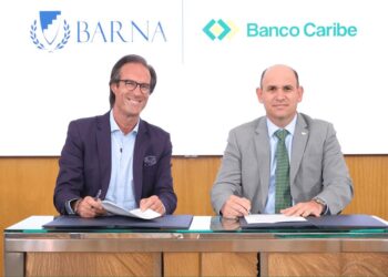 Banco Caribe, BARNA Business School, formación ejecutiva RD, competitividad empresarial República Dominicana, alianza estratégica RD, desarrollo económico dominicano