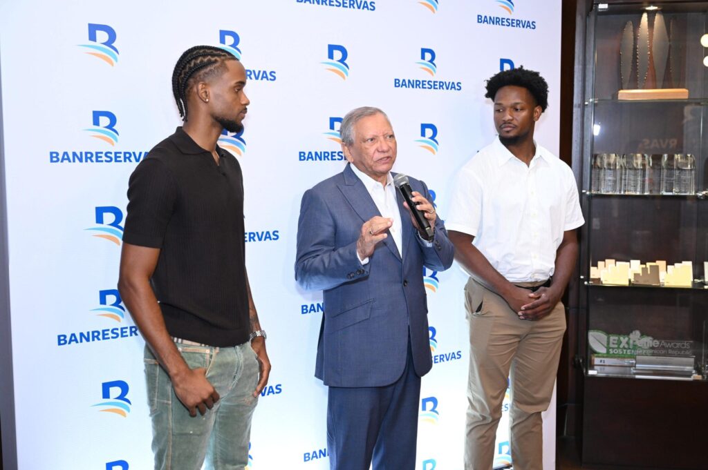 Banreservas, Jean Montero, Andrés Feliz, orgullo dominicano, baloncesto dominicano, diáspora dominicana en Europa