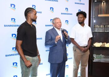 Banreservas, Jean Montero, Andrés Feliz, orgullo dominicano, baloncesto dominicano, diáspora dominicana en Europa