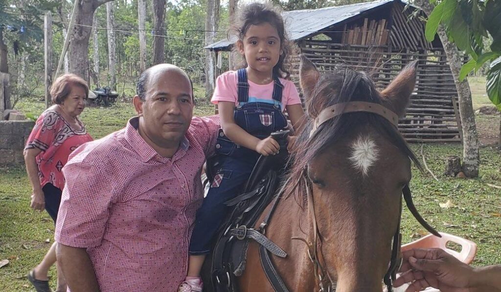 Braulio Ramírez, campo dominicano, proyecto agropecuario Monte Plata, agricultura sostenible República Dominicana, producción diversificada Bayaguana, relevo generacional agricultura