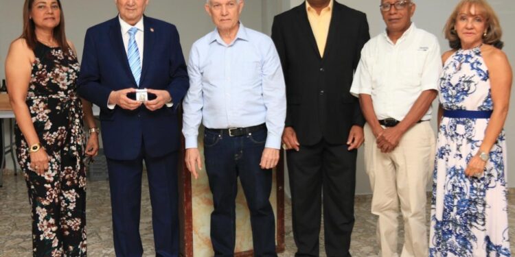 Fundación Jahdiel, Dr. José Joaquín Puello Herrera, compromiso social RD, educación y deporte en República Dominicana, organizaciones comunitarias dominicanas, homenaje a figuras dominicanas