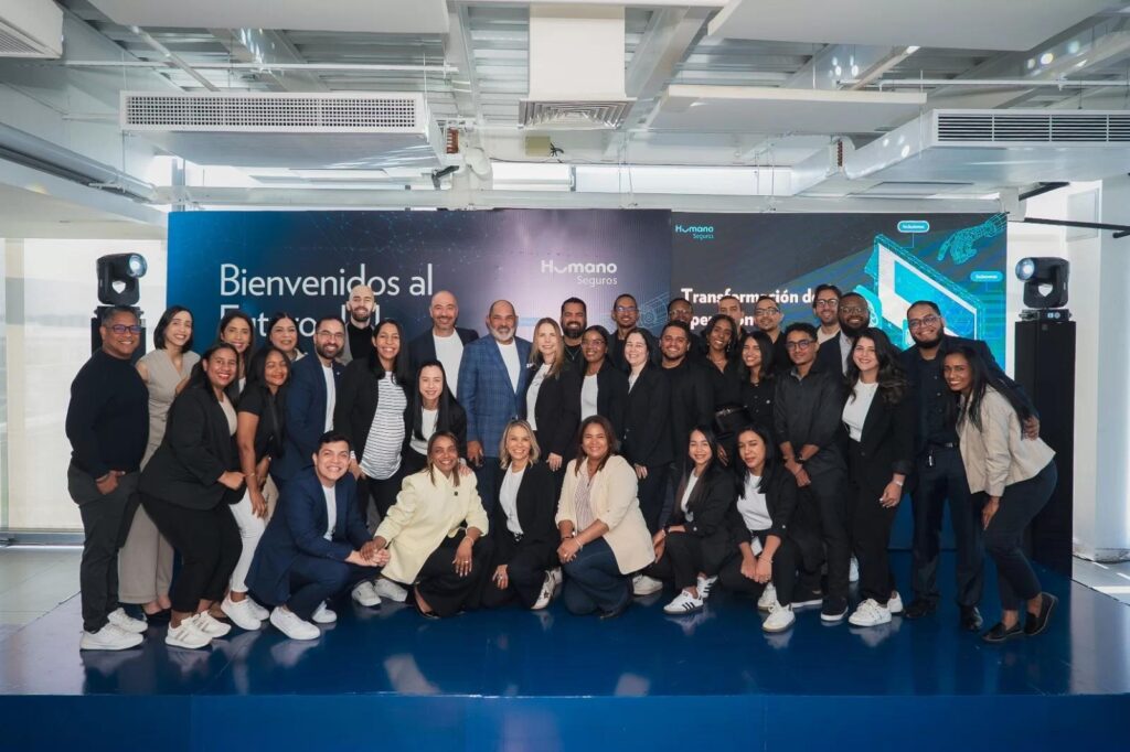 Humano Seguros, inteligencia artificial seguros, transformación digital República Dominicana, emisión pólizas rápida, innovación tecnológica seguros RD, sector asegurador dominicano