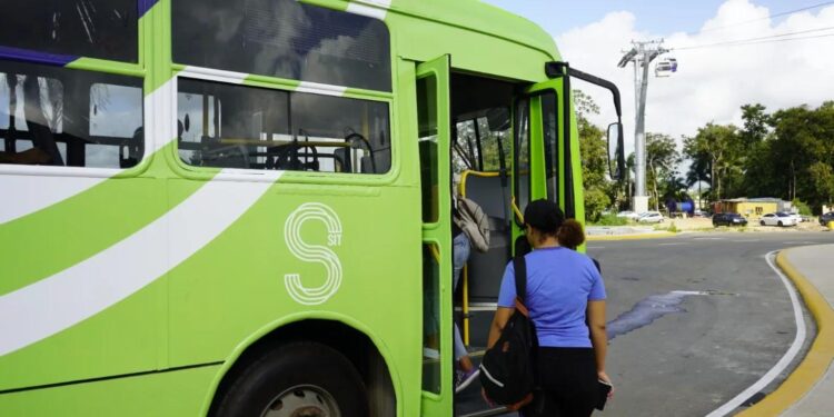 Ciudad Colonial, OMSA, autobuses eléctricos, Santo Domingo, movilidad sostenible, turismo en República Dominicana