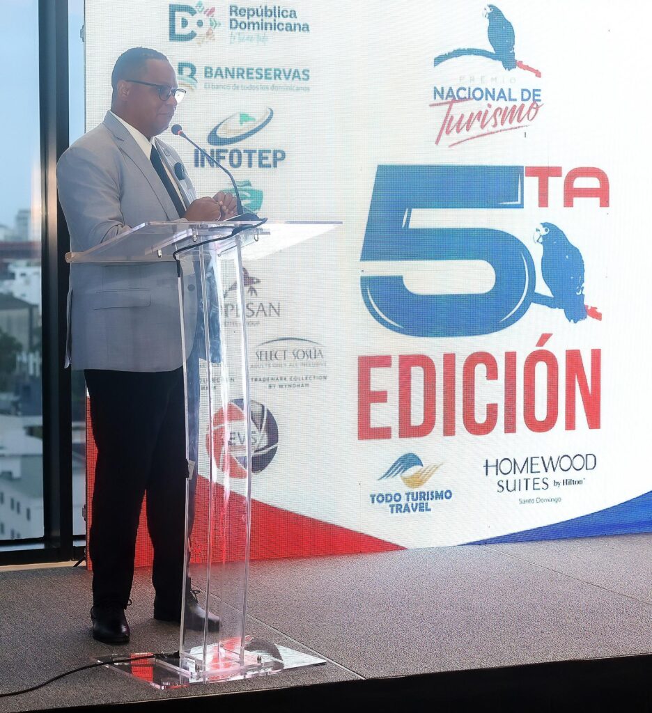 Premio Nacional de Turismo, turismo en República Dominicana, sostenibilidad turística RD, industria turística dominicana, economía circular sargazo, reconocimiento turismo RD