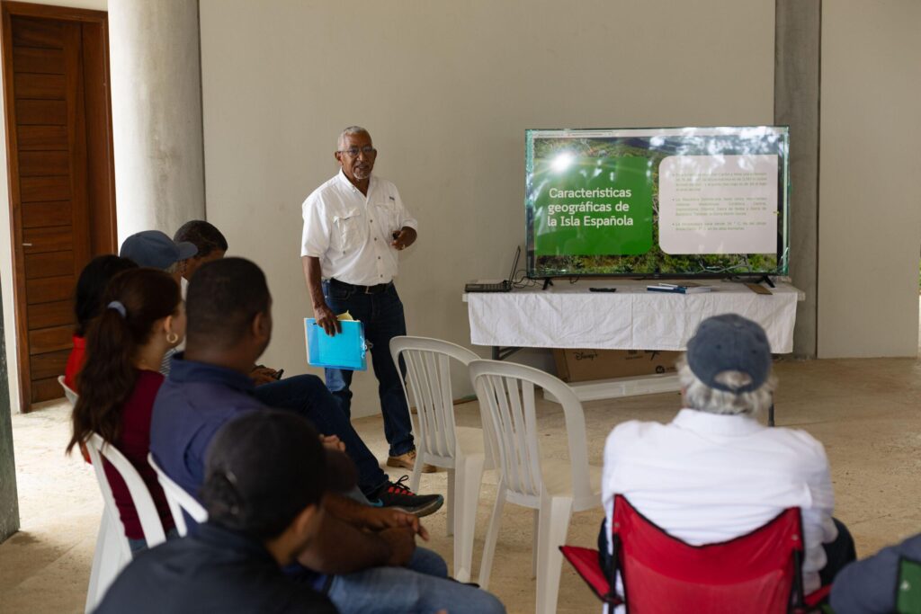 Proyecto Punta Bergantín, manejo ambiental República Dominicana, reforestación en Puerto Plata, protección ecosistemas dominicanos, sostenibilidad turística RD, conservación manglares RD