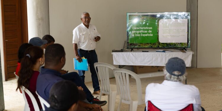 Proyecto Punta Bergantín, manejo ambiental República Dominicana, reforestación en Puerto Plata, protección ecosistemas dominicanos, sostenibilidad turística RD, conservación manglares RD