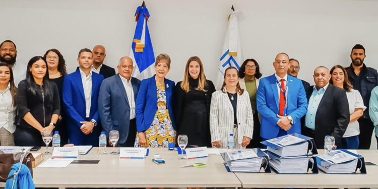 Teleférico de Puerto Plata, reconstrucción teleférico, turismo en Puerto Plata, infraestructura turística RD, modernización transporte turístico, proyecto turístico República Dominicana