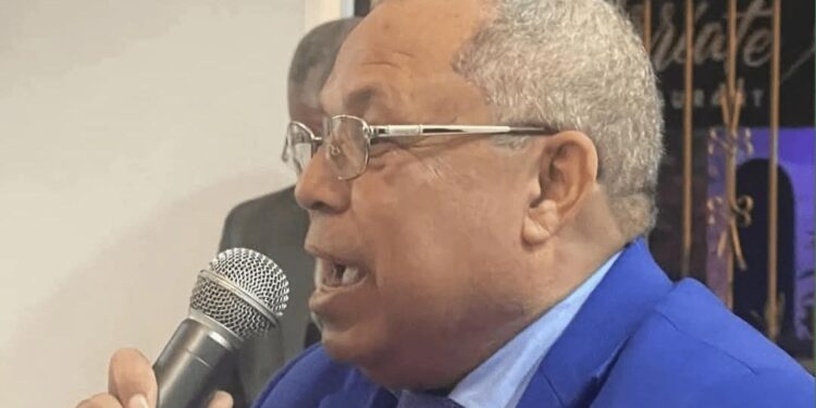 Reyes Manzanero, locución dominicana, radio República Dominicana, legado en comunicación, cultura dominicana, periodismo dominicano