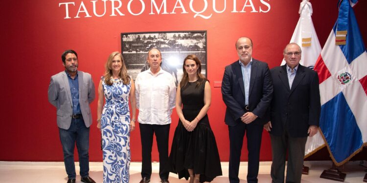 Sofía Torres Prida, Tauromaquias, Museo de Arte Moderno Santo Domingo, arte dominicano contemporáneo, identidad cultural República Dominicana, exposiciones de arte en Santo Domingo