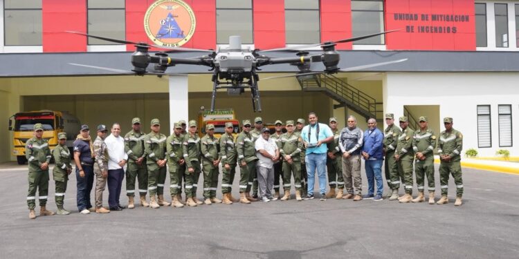 CTC República Dominicana, CEMED capacitación drones, respuesta emergencias RD, tecnología en mitigación desastres, seguridad nacional Dominicana, pilotaje drones emergencias