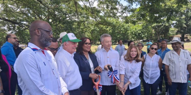 feria ecoturística Bonao, Monseñor Nouel turismo, producción sostenible RD, ecoturismo República Dominicana, recursos hídricos Bonao, Fundación Ciencia y Arte