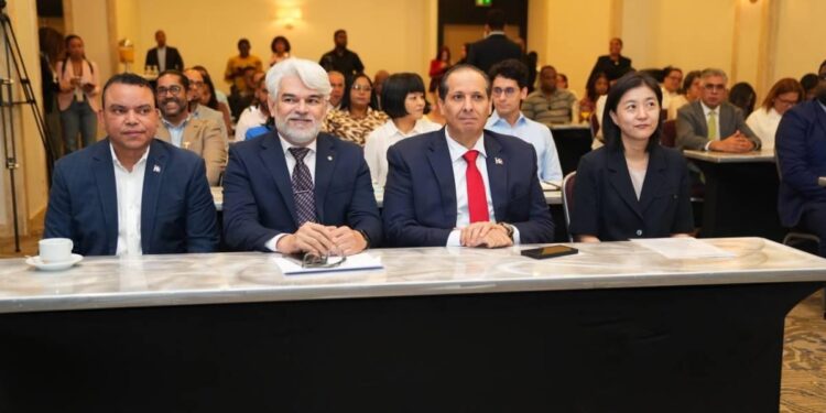 atención prenatal República Dominicana, salud materna y neonatal, programa salud frontera dominicana, fortalecimiento atención primaria salud, mortalidad materna República Dominicana, capacitación personal sanitario RD