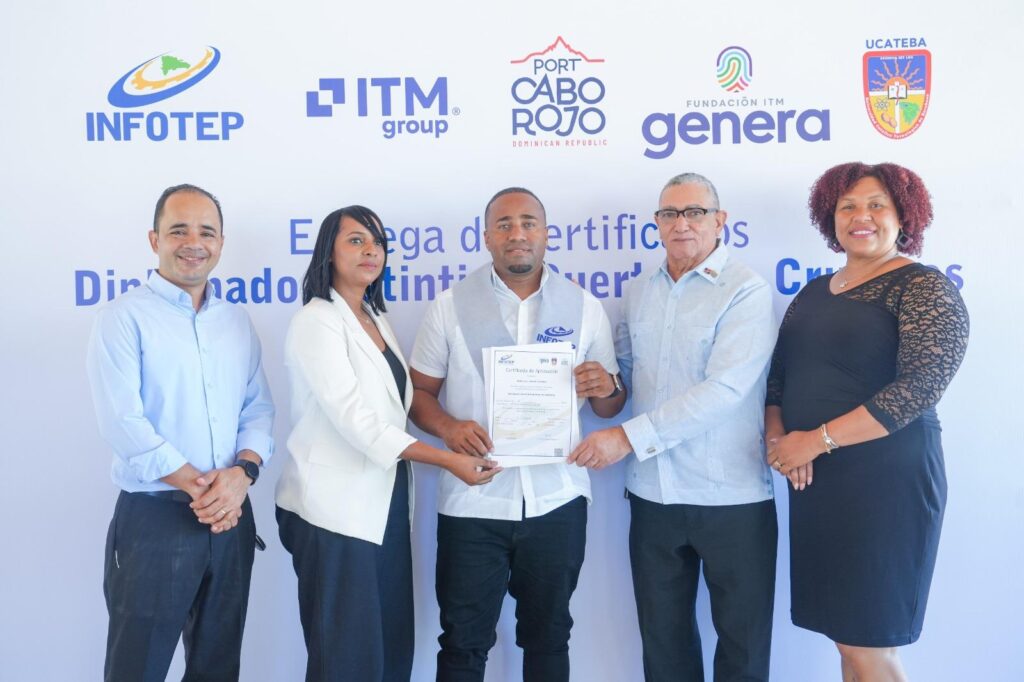 Infotep Pedernales, desarrollo turístico Pedernales, capacitación técnica República Dominicana, formación profesional turismo, empleo en turismo dominicano, turismo sostenible Pedernales
