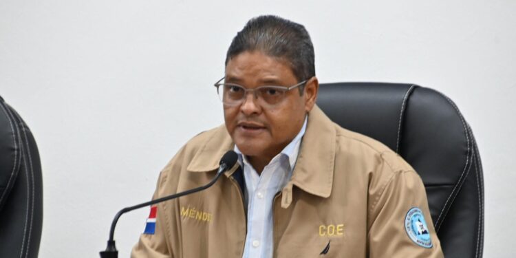Juan Manuel Méndez García, gestión de emergencias RD, Intrant República Dominicana, Centro de Operaciones de Emergencias, Defensa Civil RD, trayectoria militar Dominicana