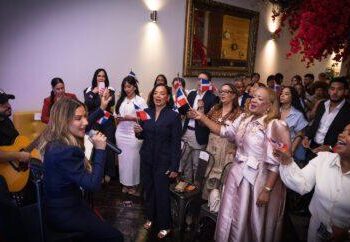 Nathalie Hazim, orgullo dominicano, música dominicana, diáspora dominicana, Inmigrante canción, dominicanas en Nueva York