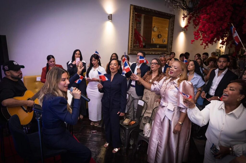 Nathalie Hazim, raíces dominicanas, diáspora dominicana, música dominicana, identidad dominicana, mujeres dominicanas en Nueva York