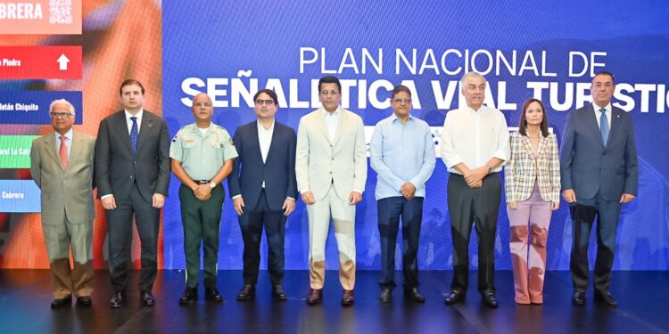plan señalética turística, turismo República Dominicana, señalización vial turística, David Collado, RD Vial, destinos turísticos RD