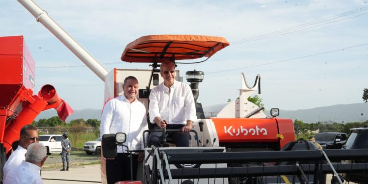 Pronamec, mecanización agrícola RD, agricultura dominicana, tecnología agrícola, programa agrícola RD, sector agropecuario dominicano