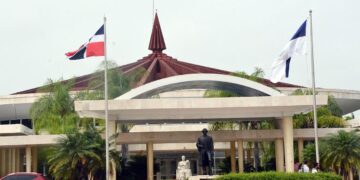 áreas protegidas República Dominicana, privatización parques nacionales RD, UASD medio ambiente, Academia de Ciencias RD, Ley 202/04 áreas protegidas, conservación ambiental RD